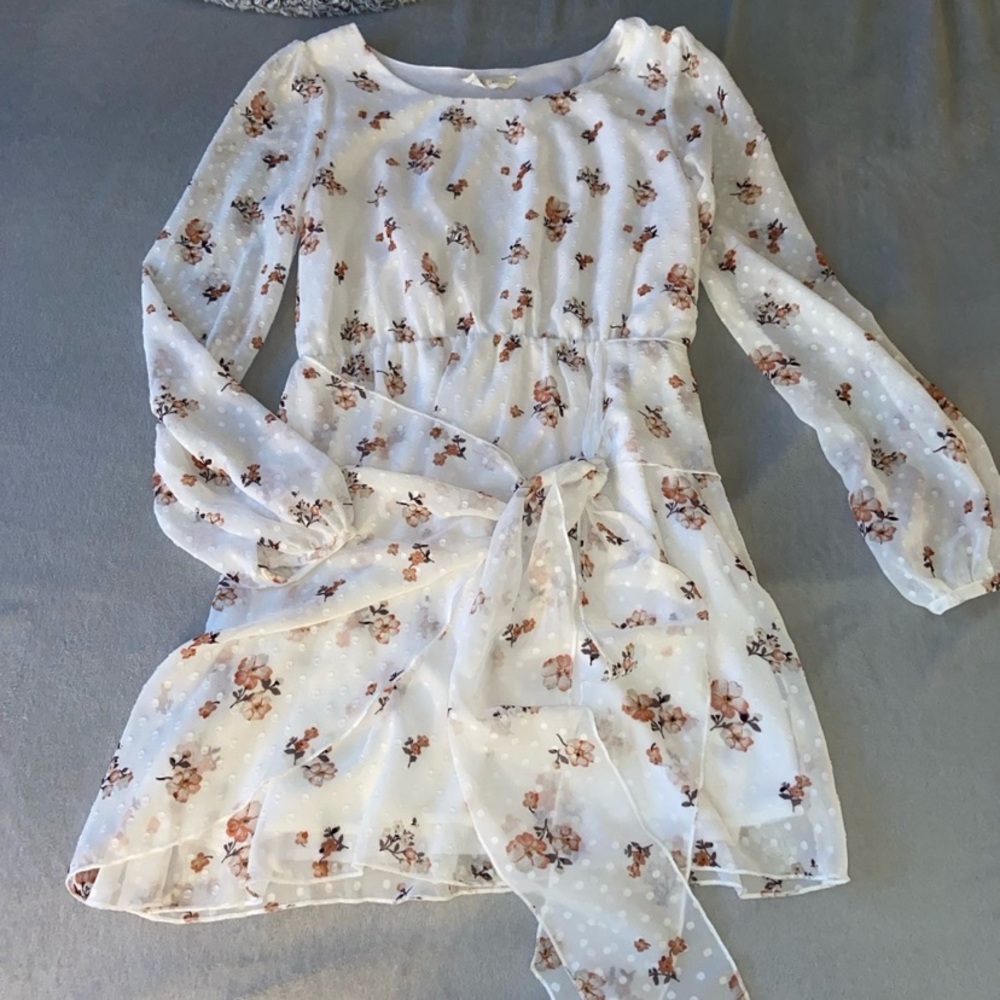 Millibon white floral dress